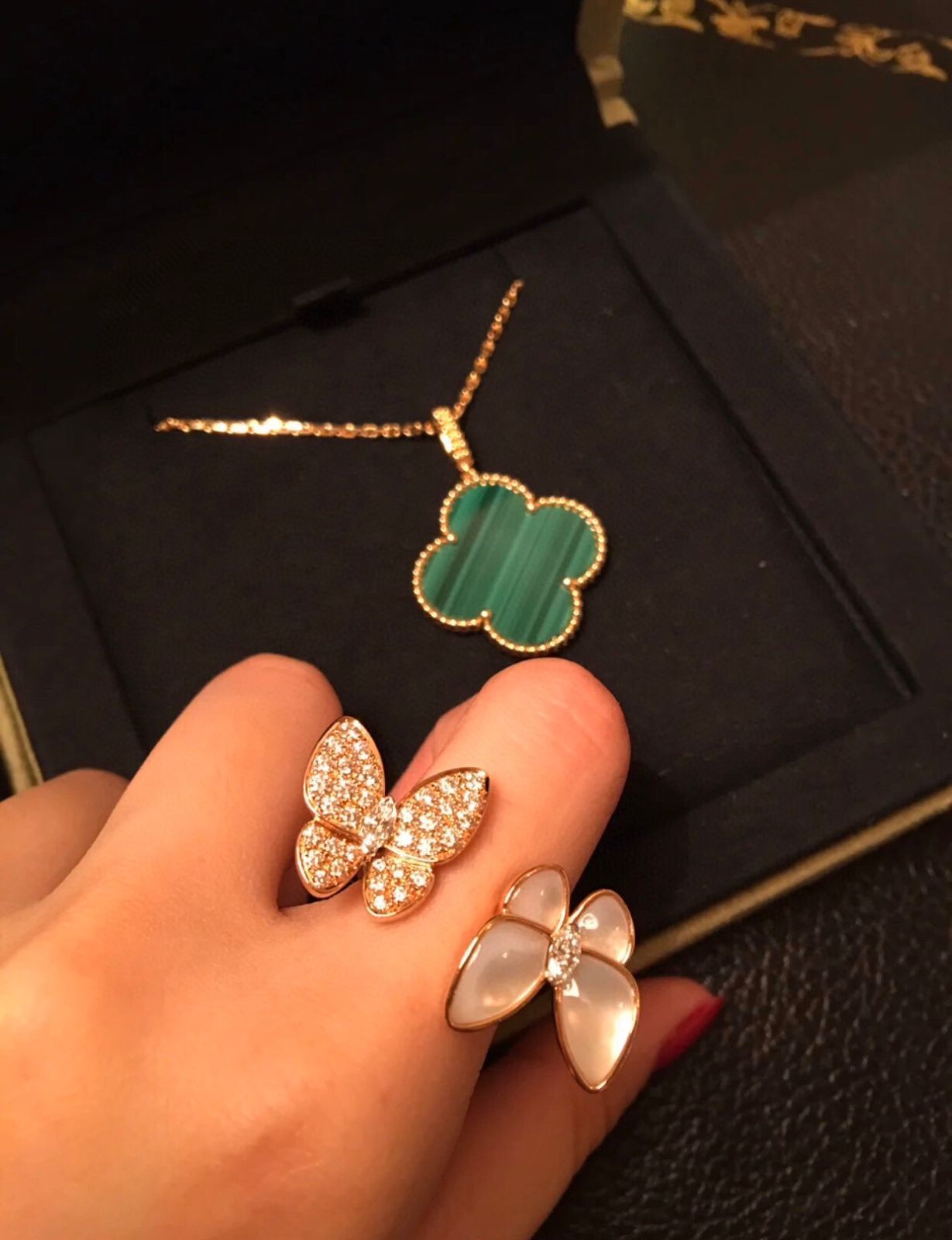 [Van Cleef & Arpels] バタフライ オープンリング - ツー バタフライ コレクション | ヴァン クリーフ & アーペル レディースジュエリー｜本日限定特価｜新品未使用