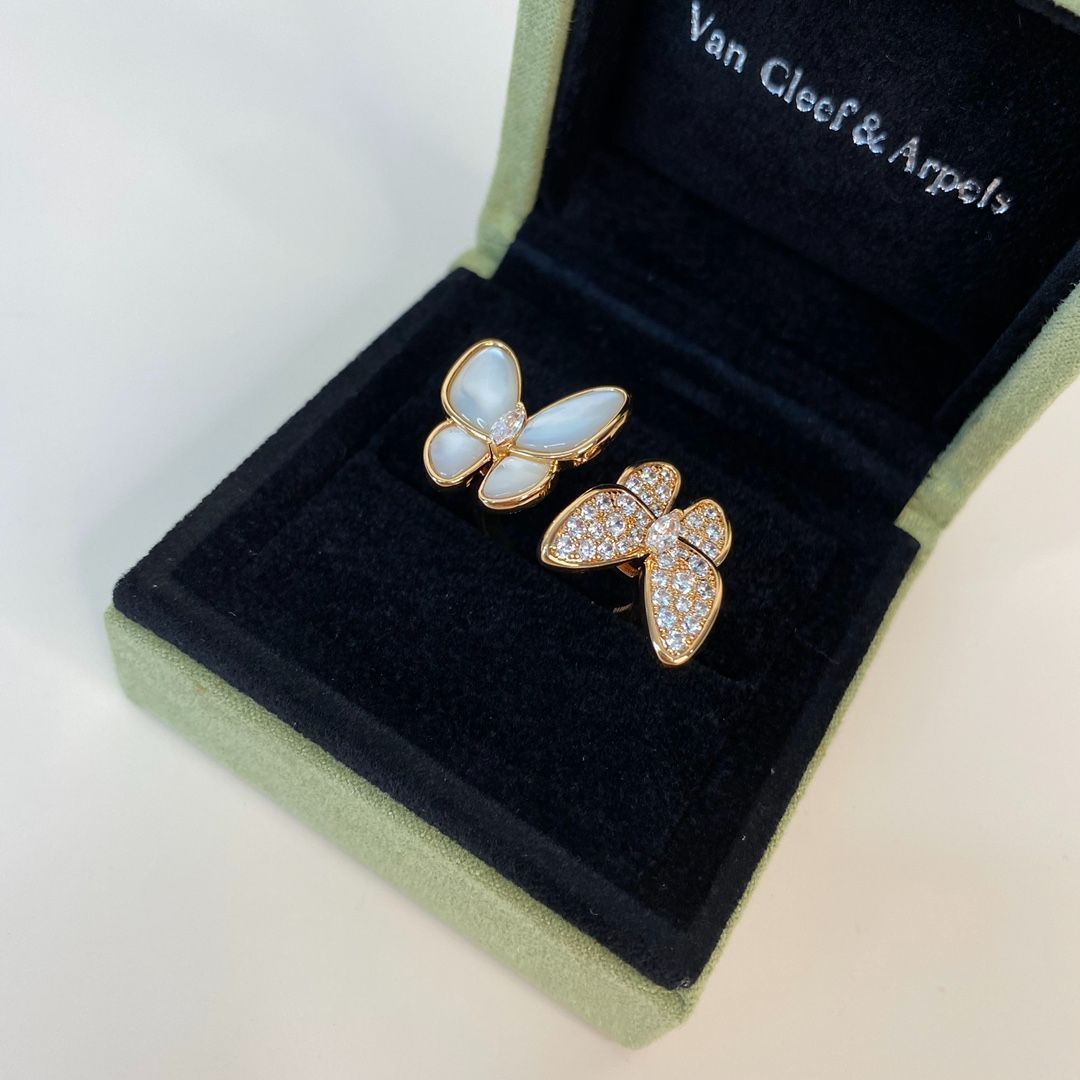 [Van Cleef & Arpels] バタフライ オープンリング - ツー バタフライ コレクション | ヴァン クリーフ & アーペル レディースジュエリー｜本日限定特価｜新品未使用