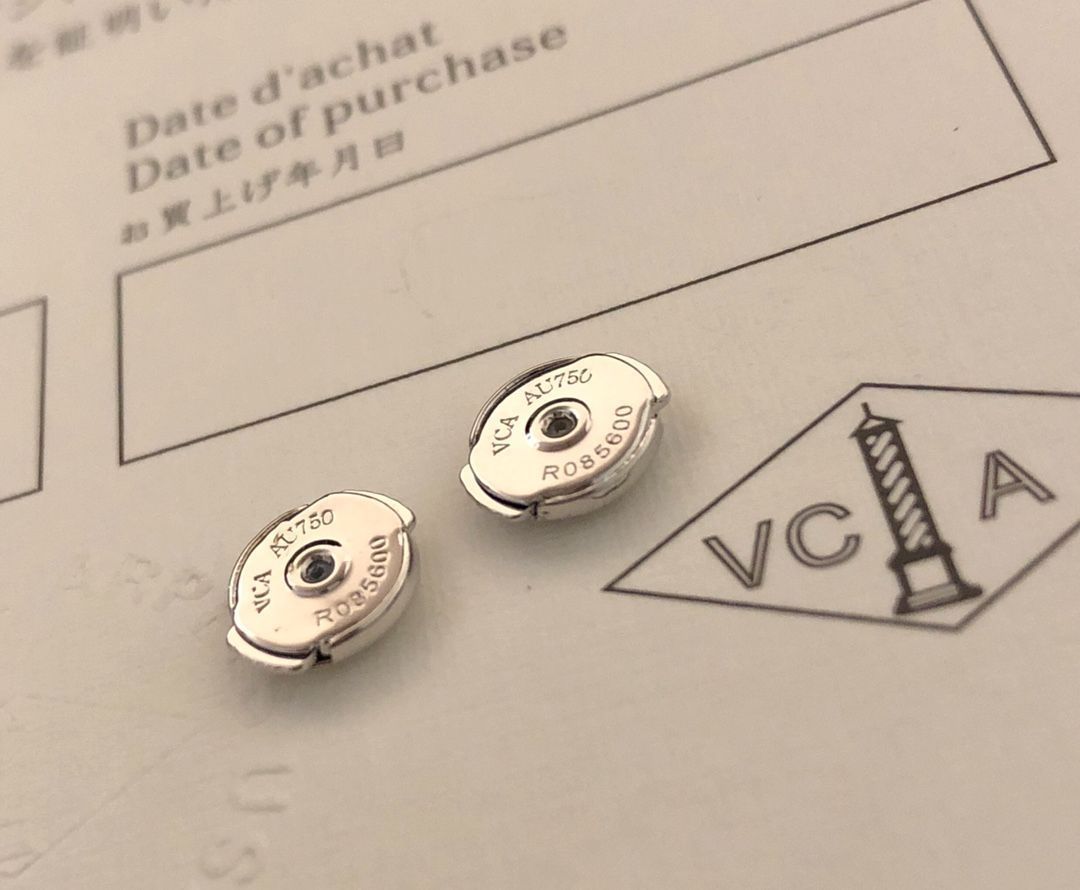 ?Vca Van Cleef & Arpels ロータス中空イヤリング、ミニスタイル、 フル ダイヤモンド ロータス シングルフラワー イヤリング|本日限定特価|新品未使用 ?Vca Van Cleef & Arpels ロータス中空イヤリング、ミニスタイル、 フル ダイヤモンド ロータス シングルフラワー イヤリング|本日限定特価|新品未使用