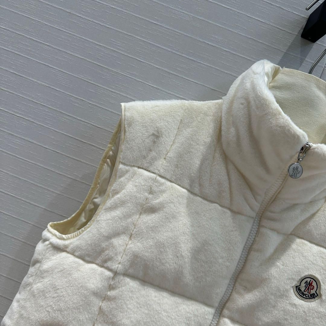Moncler ホワイト ダウンベスト レディース｜本日限定特価｜新品未使用