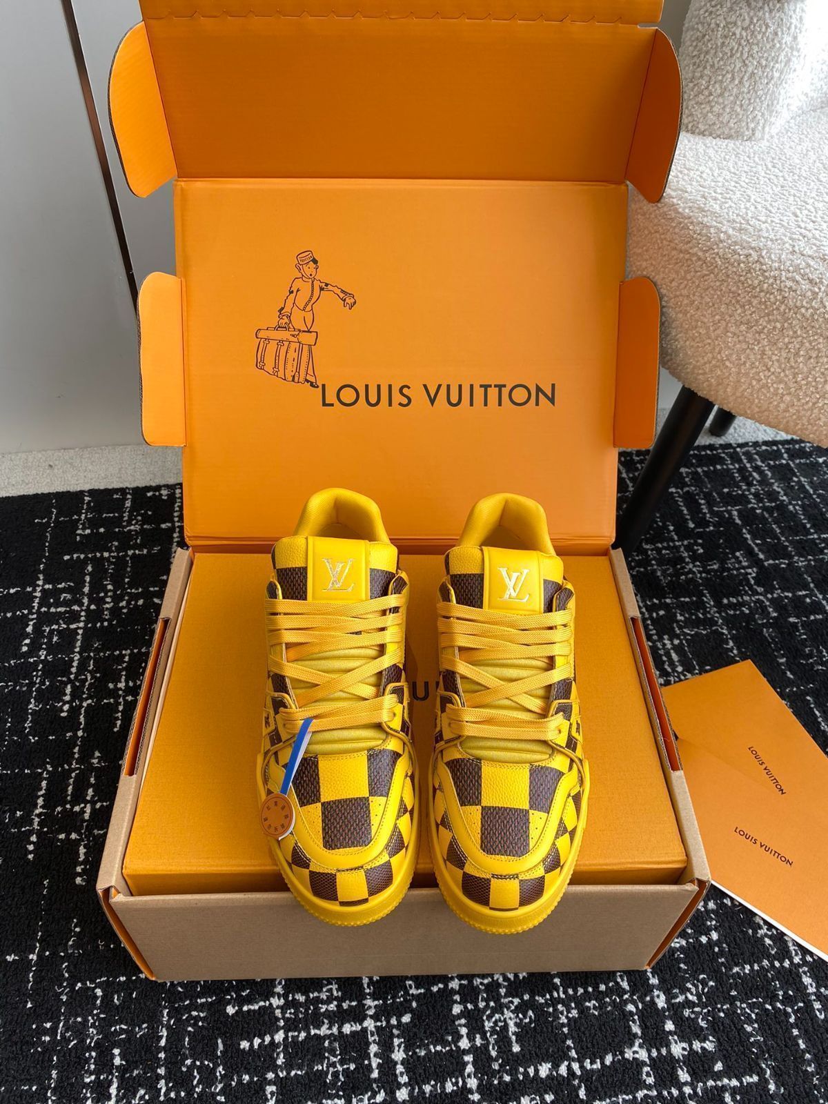 Louis Vuitton trainer カップルスタイルのロートップカジュアルシューズ｜本日限定特価｜新品未使用