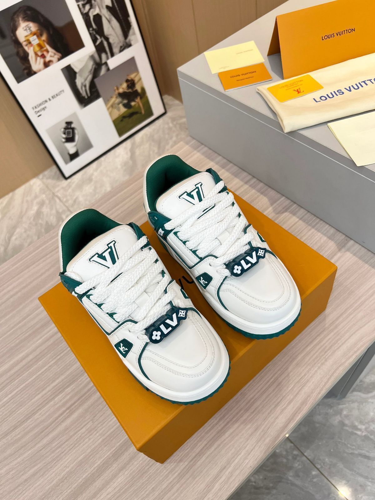 Louis Vuitton trainer カップルスタイルのカジュアルパンシューズ|本日限定特価|新品未使用 Louis Vuitton trainer カップルスタイルのカジュアルパンシューズ|本日限定特価|新品未使用