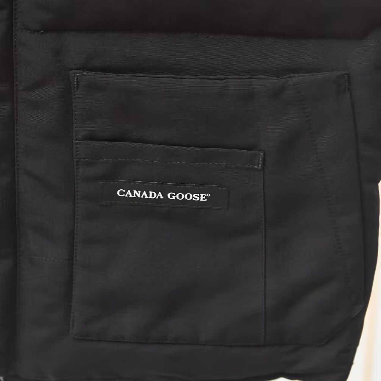 CANADA GOOSE カナダグース　ダウンベスト｜本日限定特価｜新品未使用