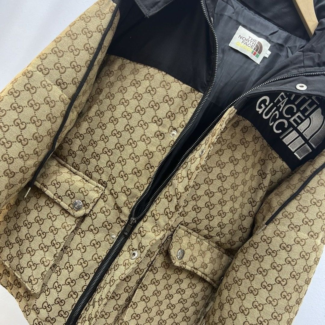 【新品】The North Fac×Gucci ダウンジャケット|本日限定特価|新品未使用 【新品】The North Fac×Gucci ダウンジャケット|本日限定特価|新品未使用