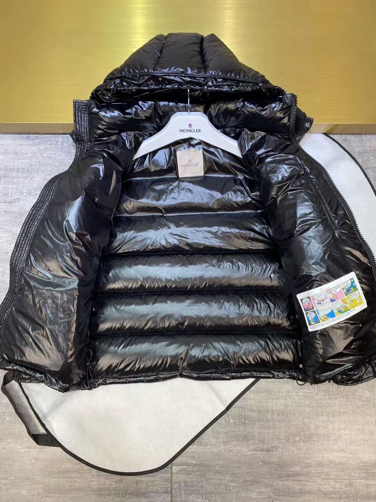MONCLER （モンクレール）ダウンジャケット｜本日限定特価｜新品未使用