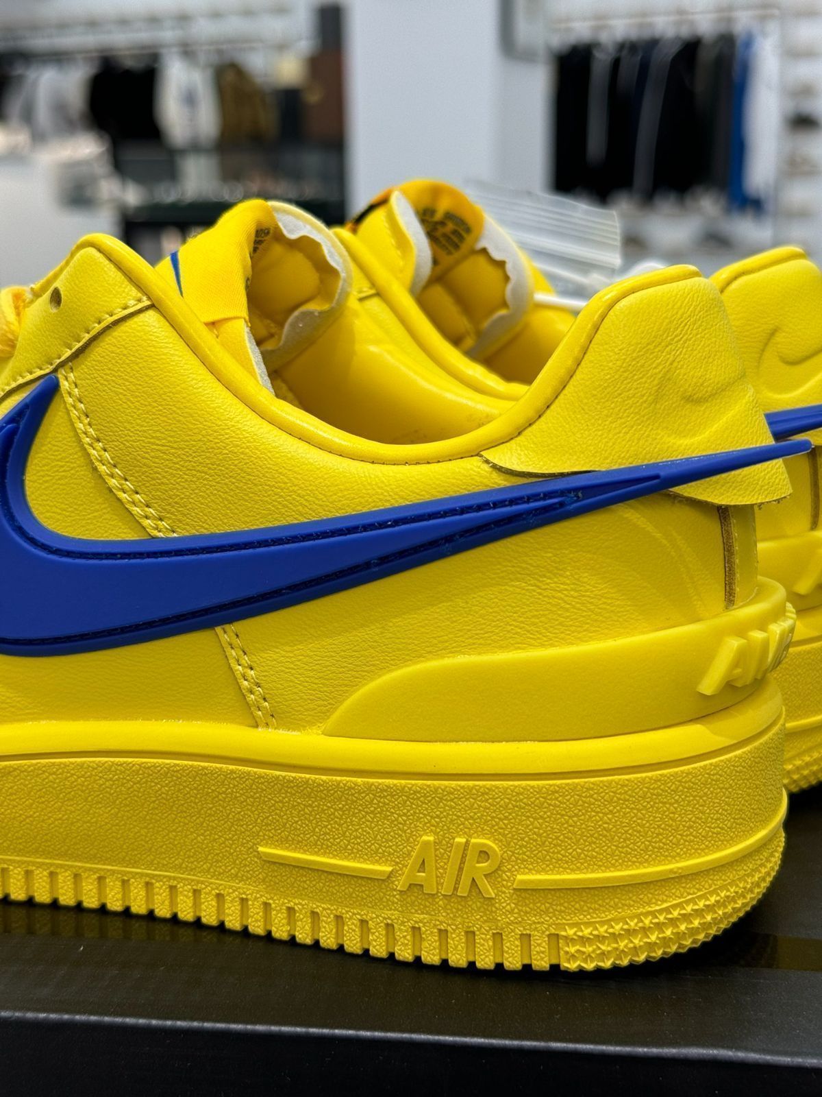 NIke Air Force 1 '07 Low AMBUSH 連名ビッグフック黄色｜本日限定特価｜新品未使用