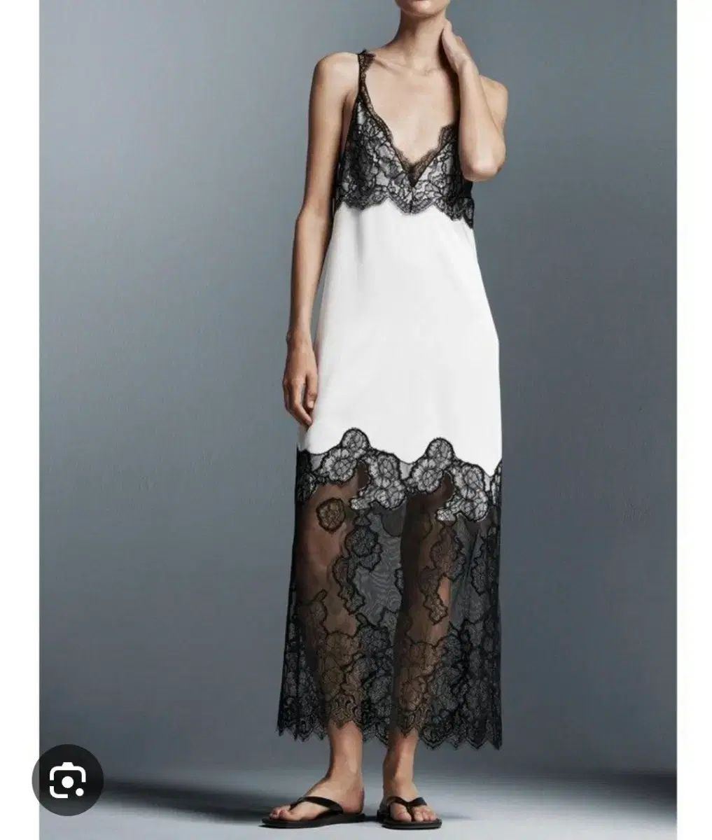 ザラ ZARA サテンONE PIECE XS 新品
