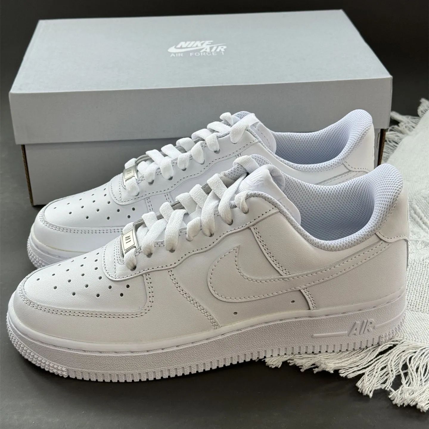 NIKE AIR FORCE 1 '07 ナイキ エア フォース 1 '07 メンズ スニーカー ローカット WHITE/WHITE ホワイト