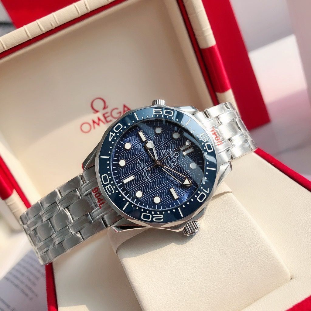 53今すぐ購入へようこそ! ！新品 OMEGA オメガ シーマスター ダイバー 300M コーアクシャル マスター クロノメーター 42ｍｍ 210.30.42.20.03.001 オメガ56｜本日限定特価｜新品未使用--WTO輸入3
