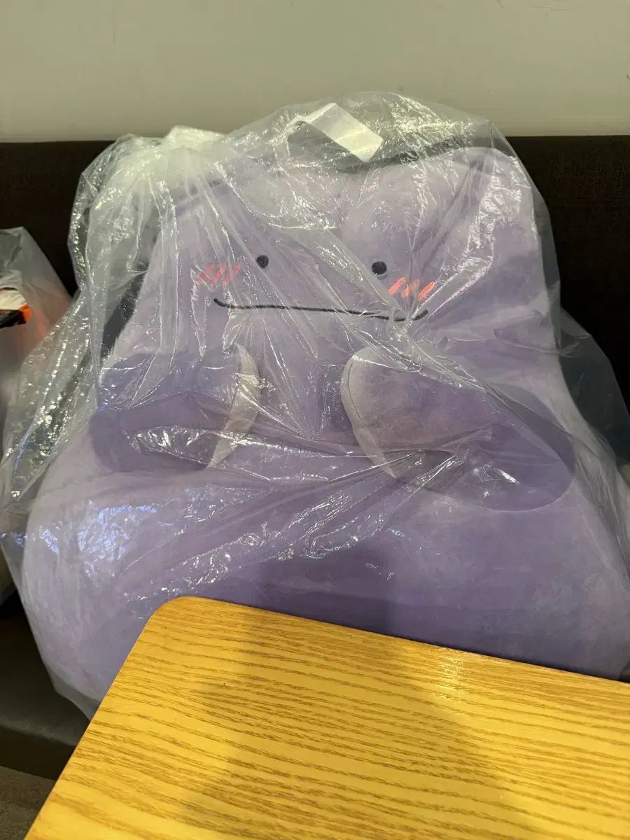 メタモン 超大型 ぬいぐるみ 出品