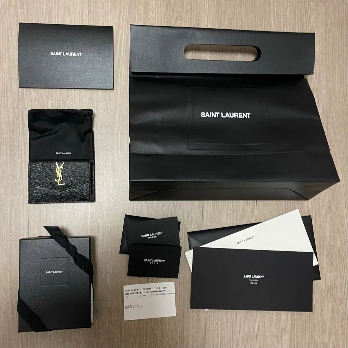 YVES SAINT LAURENT イヴ・サンローラン UP タウン カードウォレット 正規品 フルセット ボックス