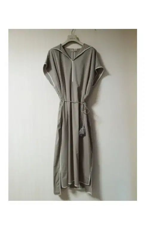 the CASHMERE LINE WHO フード コットン ONE PIECE フリーサイズ 正規品