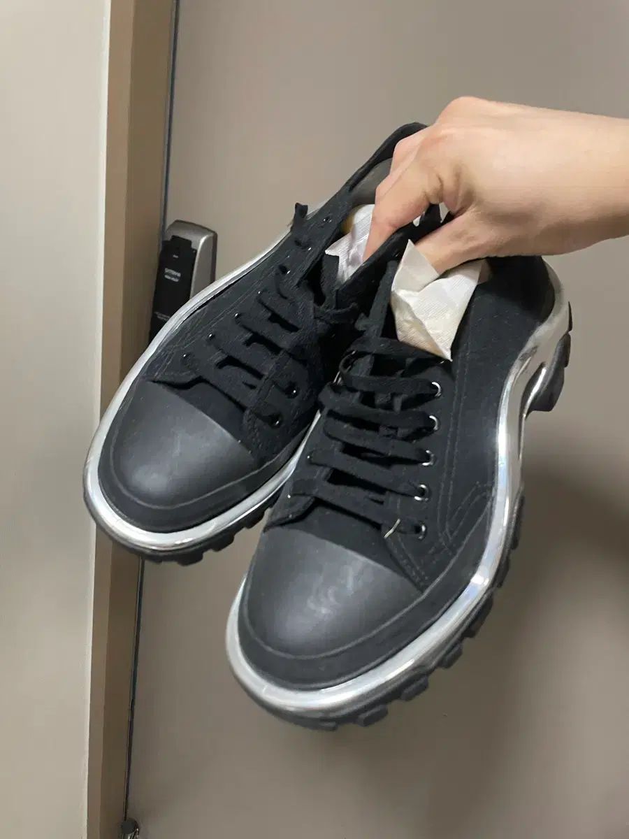 250 RAF SIMONS ラフ シモンズ ニューランナー 黒