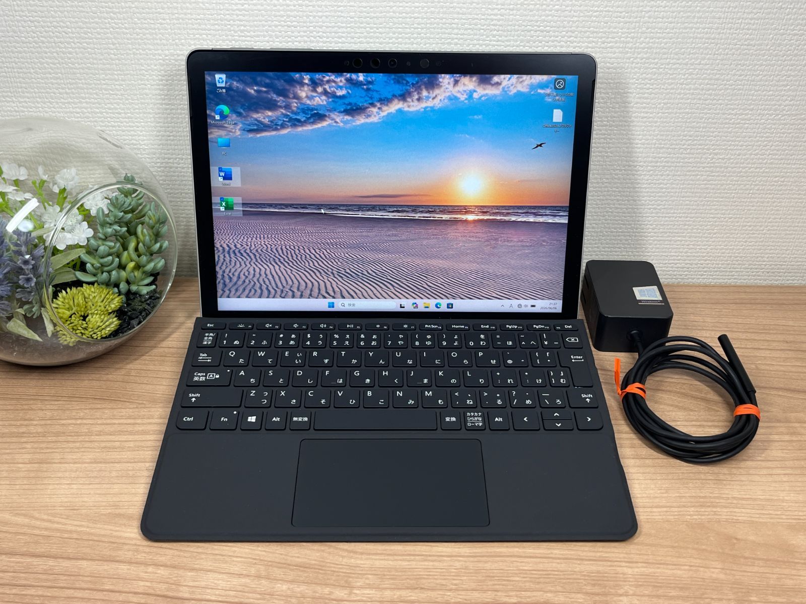 【極美品・LTE】06234 Surface Go 2 8GB Office2024 Win11 タブレット マイクロソフト キーボード