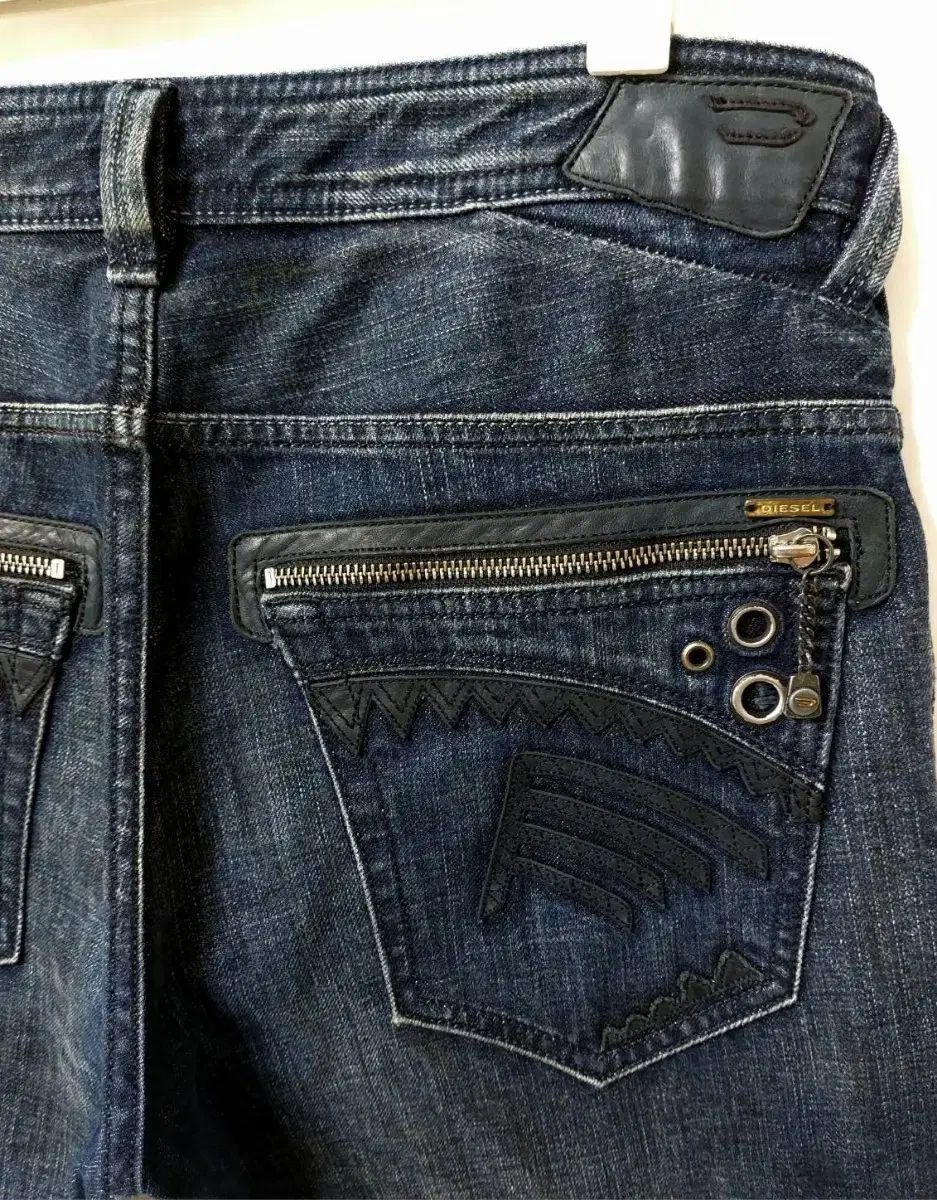 DIESEL デニム ズボン 31