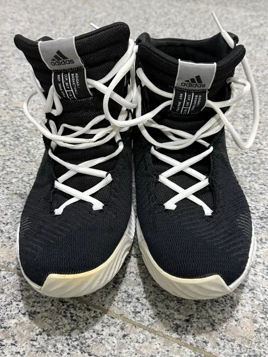 中古280) adidas アディダス プロバウンス2018 バスケシューズ