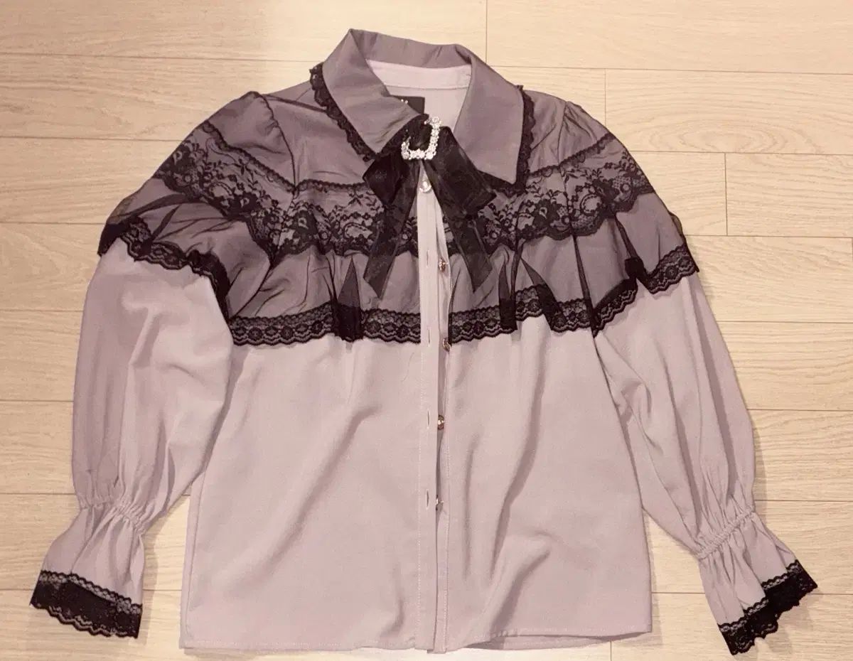 正規品 ROJITA ケープ ラウ(LAWOO) 양지뢰 地雷系 シャツ ブラウス