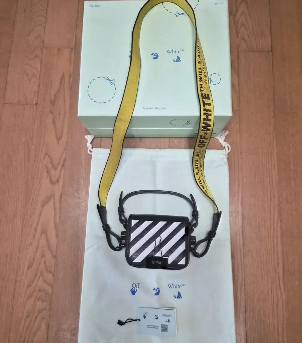 (正規品) オフホワイト DIAG フラップバッグ (クロスバッグ、バッグ、トートバッグ、ショルダーバッグ)