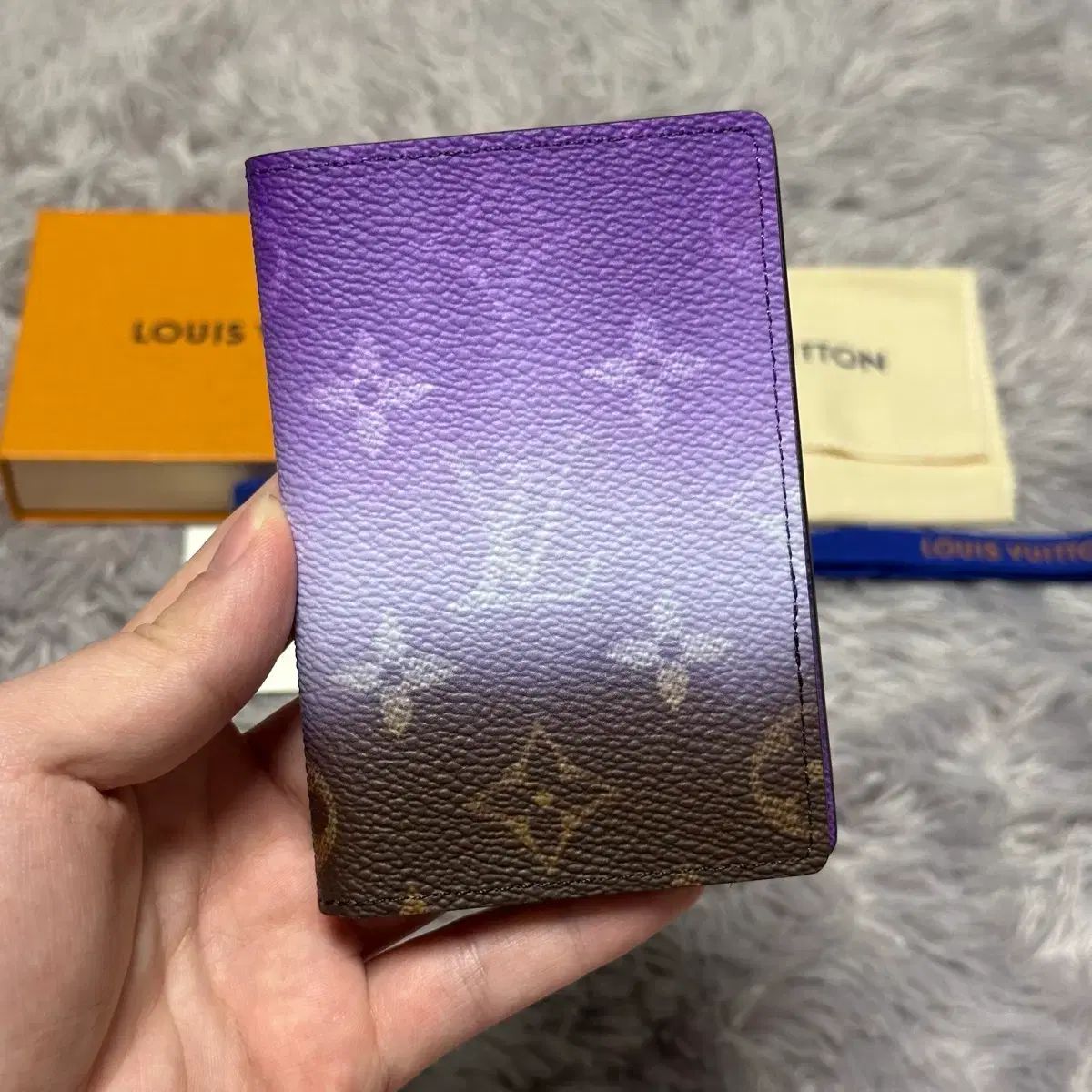 未使用/新品 Louis Vuitton ルイヴィトン エクリプス ピグメント オーガナイザー カードウォレット パープル