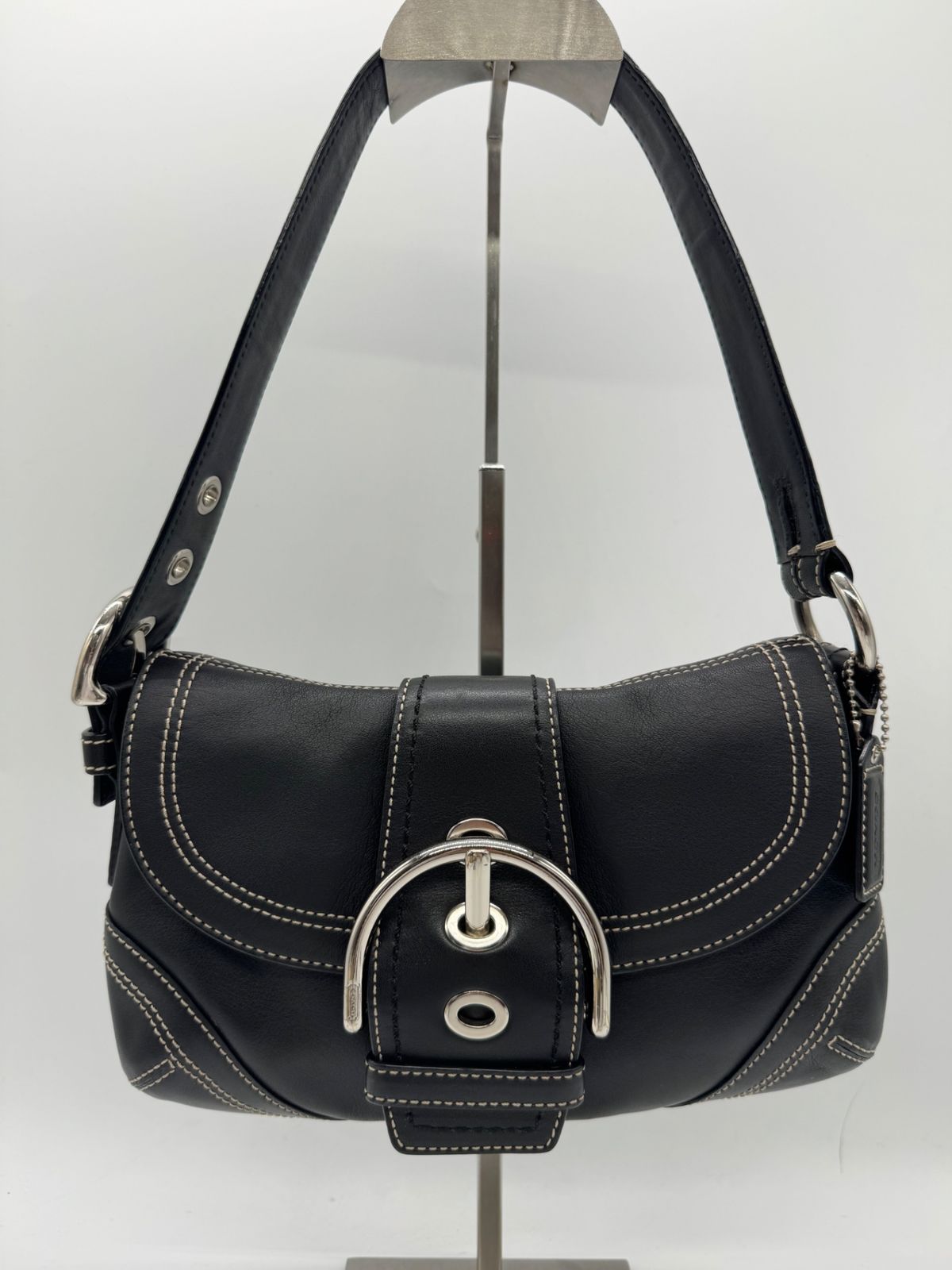 【美品】 COACH コーチ ベルト 金具 レザー ワンショルダー バッグ P3268