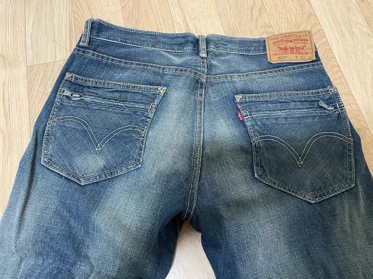 00年代 リーバイス 527 ブーツカット W32