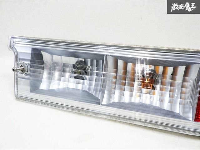 ★破損無し/装着OK★ ダイハツ純正 S321G S331G アトレー テールライト テールランプ レンズ 右 運転席側 KOITO 220-51897 激安魔王 棚
