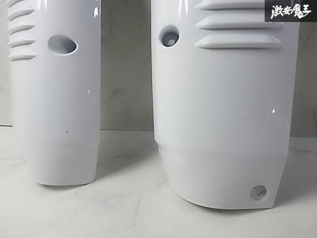 トヨタ 純正 70系 GRJ76K GDJ76W ランドクルーザー ランクル テールライトカバー リアコーナーパネル 左右セット 52166-WY010 52165-WY010