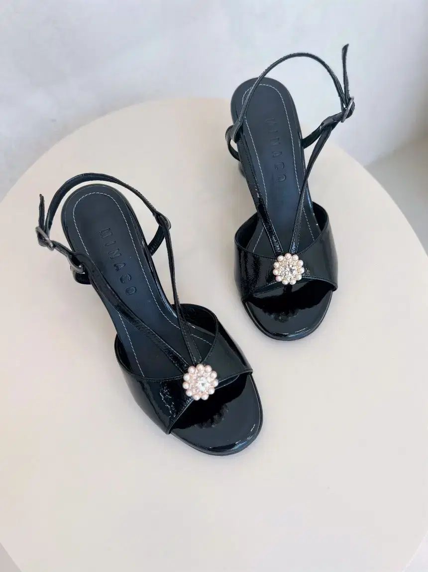 ハンドメイド エナメル スリングバック サンダル 225