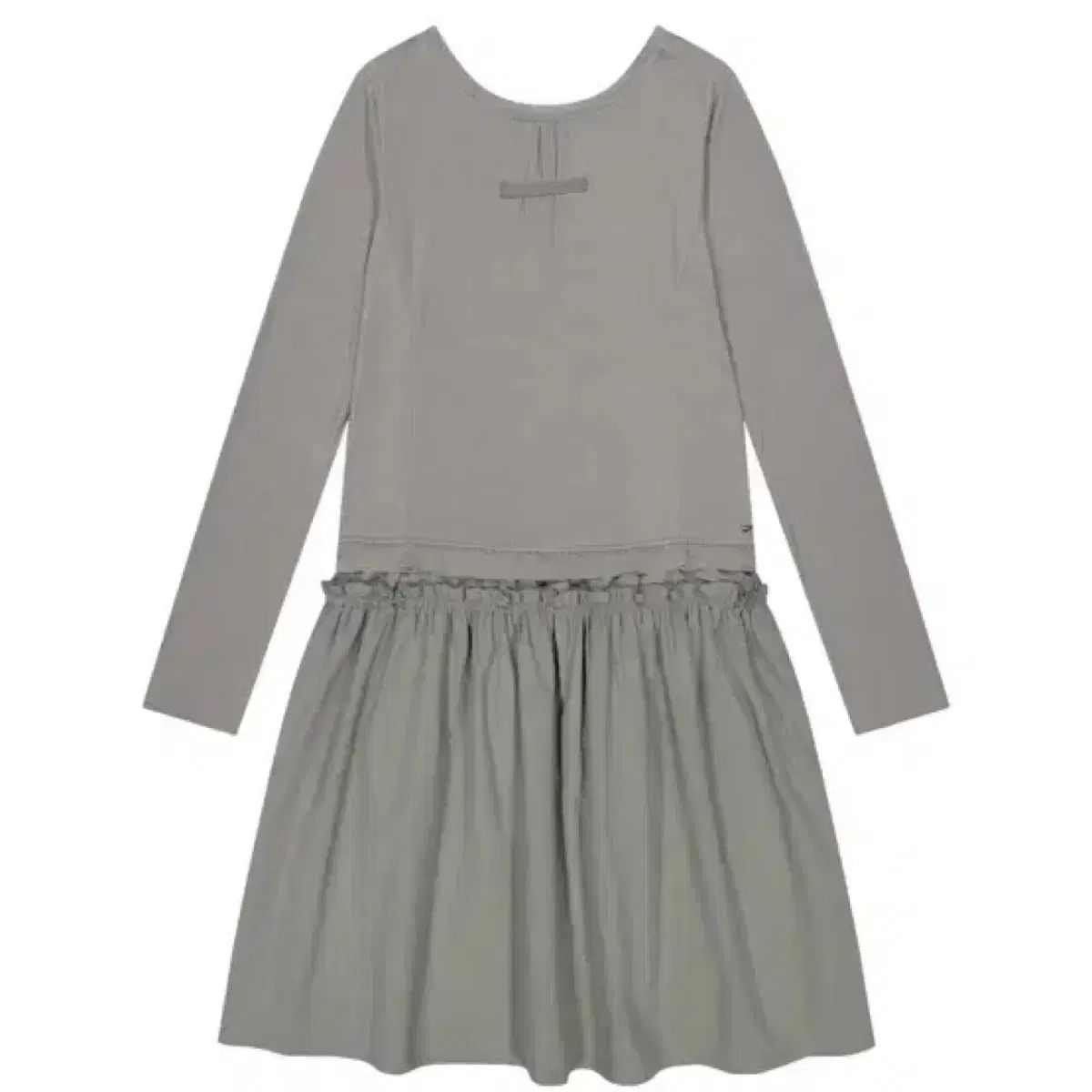 イッセイオ ZWAY SHIRRING ONE PIECE LIGHT KHAKI