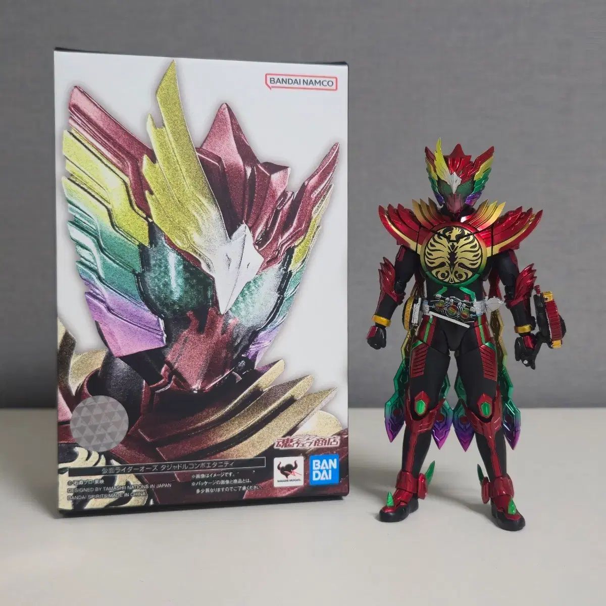仮面ライダーオーズ タジャドル・エタニティ 真骨彫製 出品