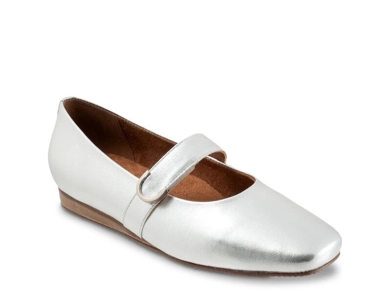 ソフトウォーク レディース シューズ パンプス Softwalk Valdivia Mary Jane Flat Silver Metallic シルバー
