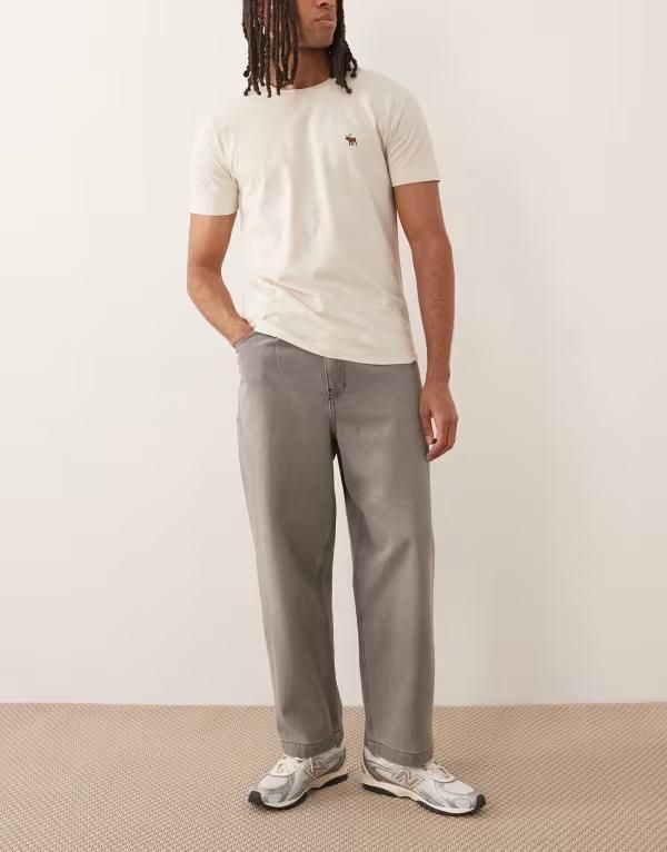 エイソス メンズ ボトムス デニムパンツ リラックスフィット ジーンズ ASOS DESIGN relaxed fitapered jeans in washed gray グレー