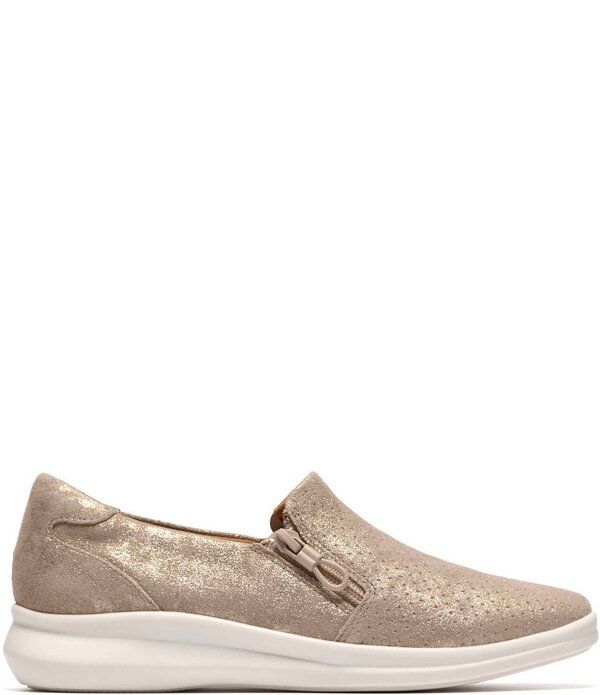 クラークス レディース シューズ スニーカー スエード Clarks Artisan Lynell Sky Nubuck Suede Side Ziperforated Slip On Sneakers Gold ゴールド
