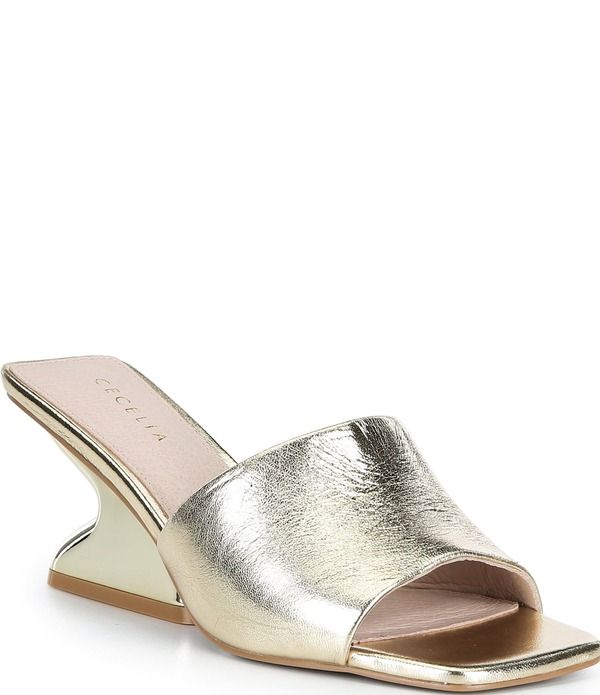 セシリア ニューヨーク レディース シューズ サンダル Cecelia New York Bradley Raffia Slip On Gold Wedge Sandals Gold ゴールド