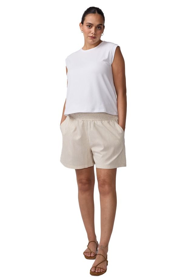 イングリッドイザベル レディース ボトムス ハーフパンツ・ショーツ シャーリング リネン Ingrid Isabel Smocked Linen ShortanWhite Stripe ホワイト