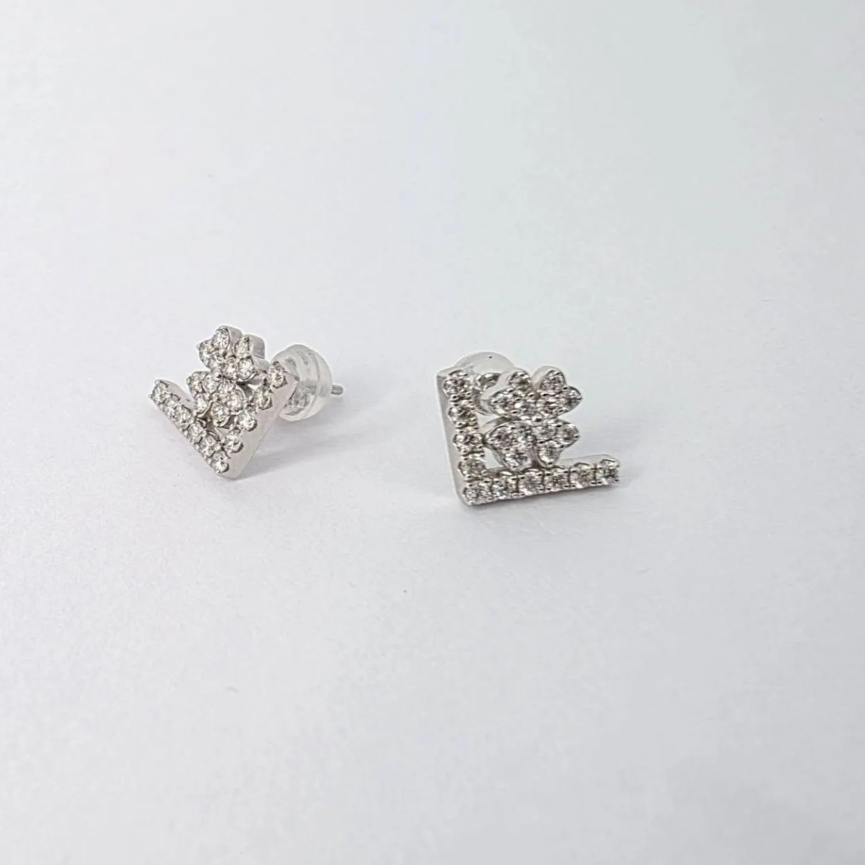 PT950 ダイヤモンドピアス