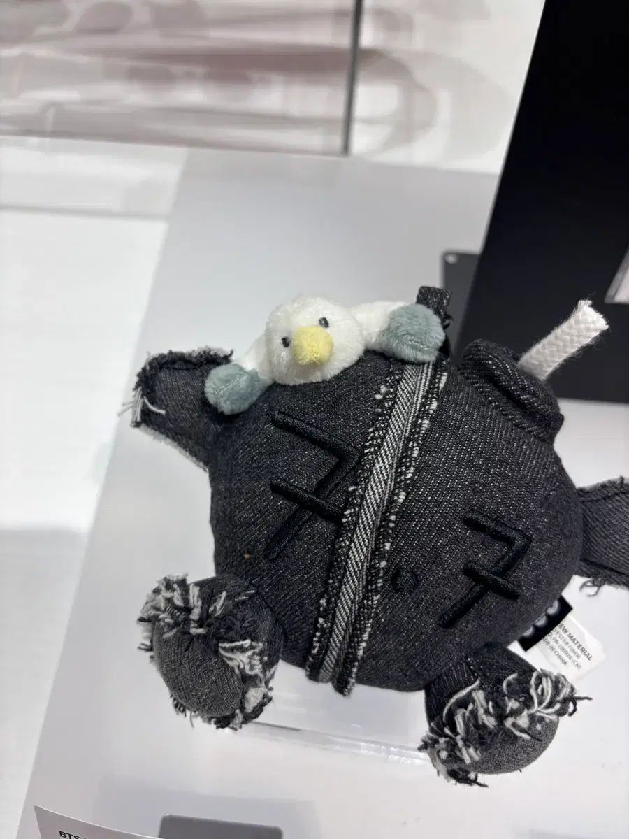 BTS アリラン フラッフィーキーホルダー プサンver (カモメ)