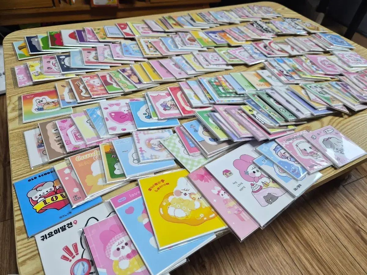 韓国雑貨 文房具 スティッカー シール メモ用紙 IN 版 出品