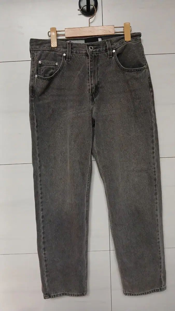 リーバイス シルバータブ ルーズフィット デニム パンツ W30 L32