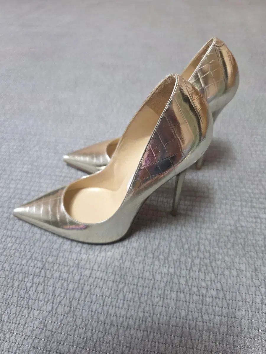 12cm ジミーチュウ GOLD ハイヒール 出品
