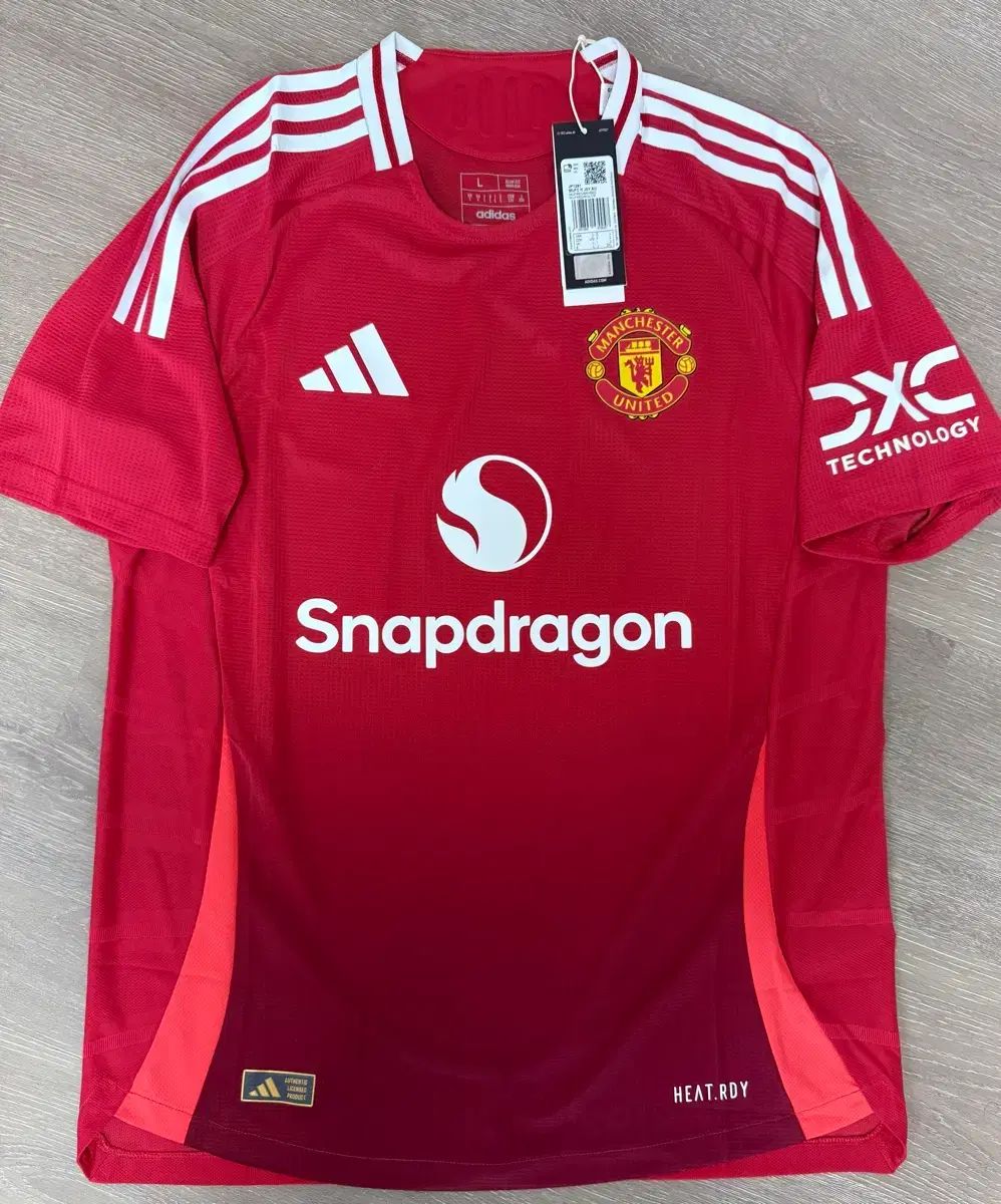 24-25 マンチェスター・ユナイテッドFC HOME MANCHESTER UNITED FC アセンティック adidas Tシャツ 出品 11,111円