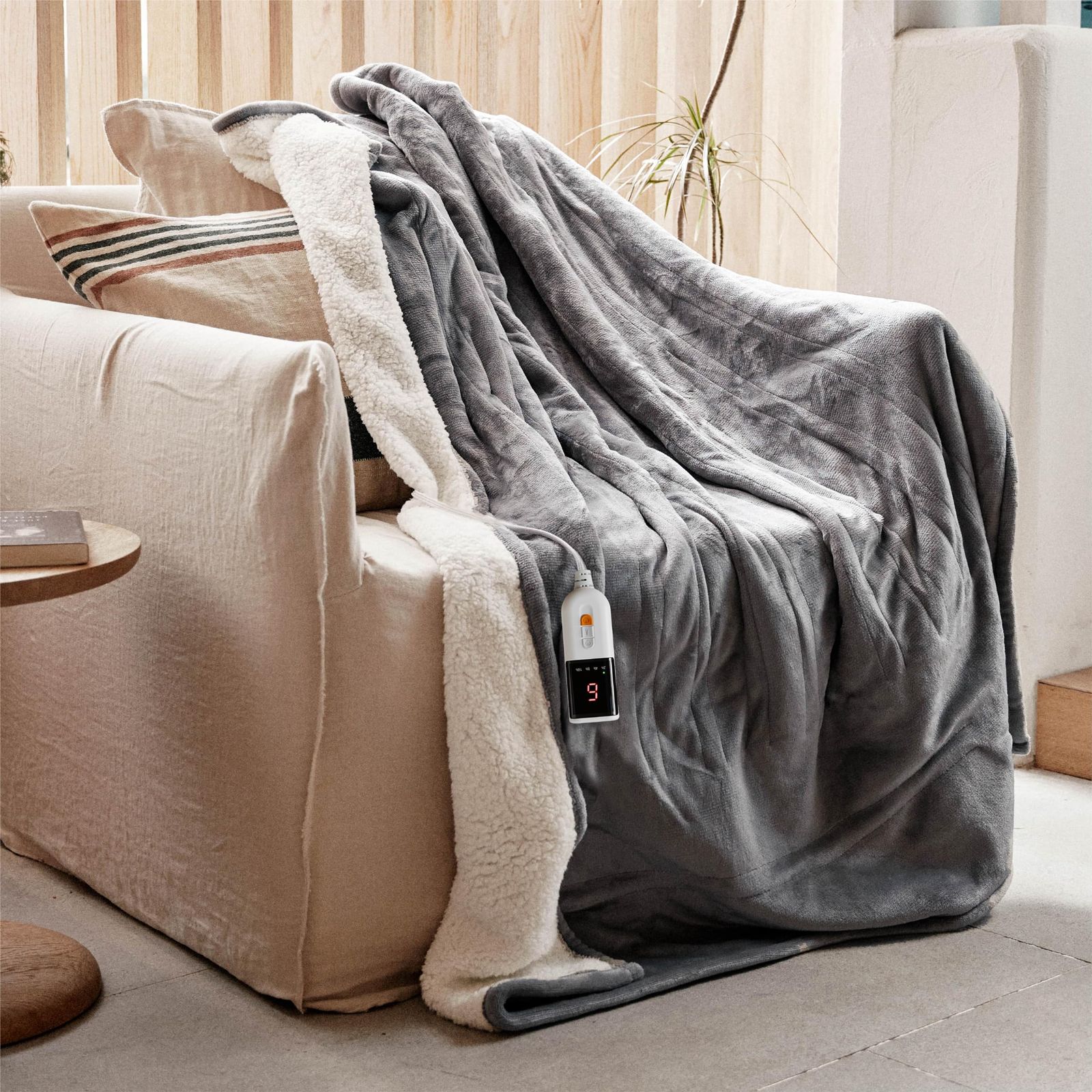 GOTCOZY 電気毛布 掛け敷き兼用 - 180×130cm フランネル電気ブランケット 6段階温度調整 10時間自動停止タイマー付 速暖 節電 丸洗い可能 暖房器具 防寒対策(グレー)ｍａ