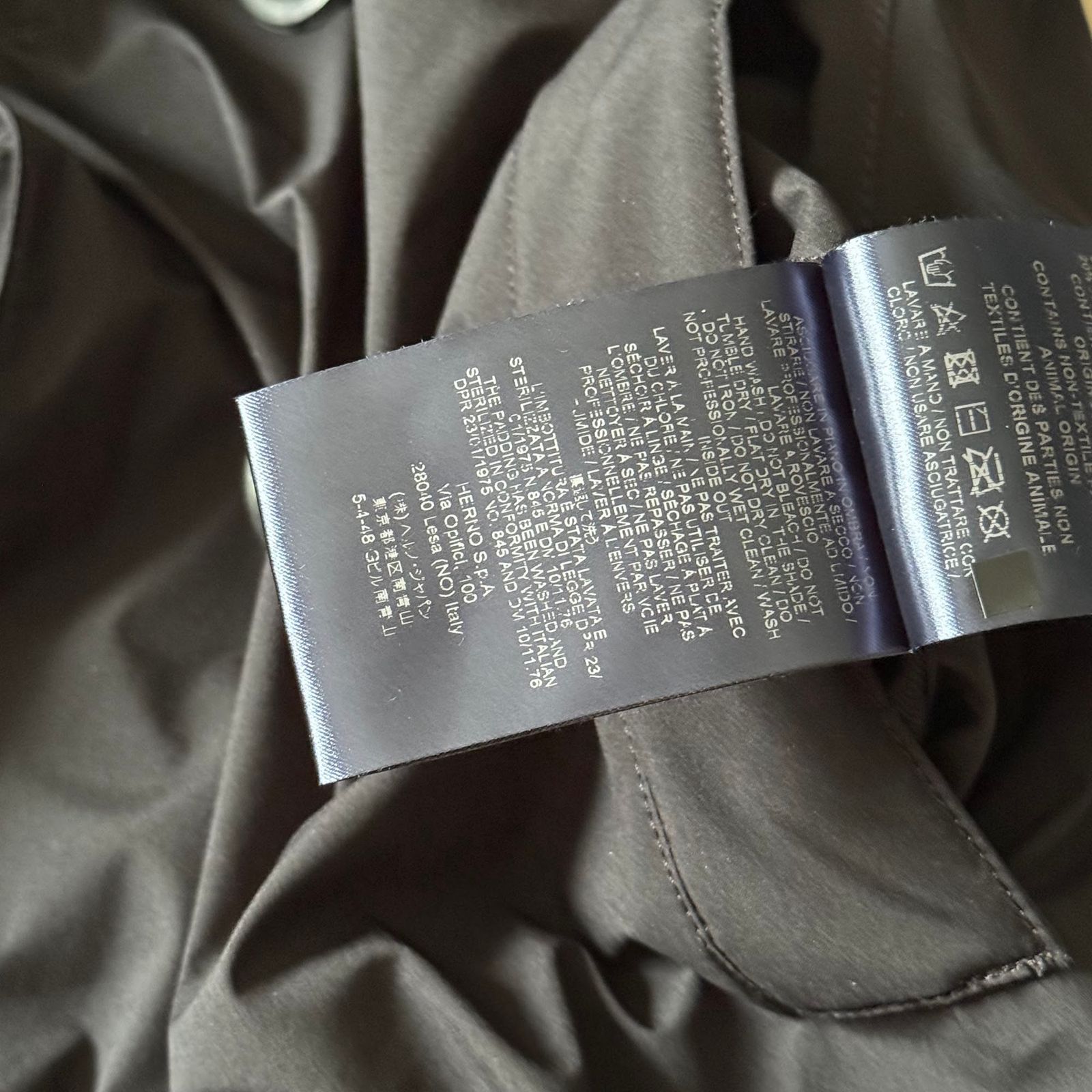 美品 HERNO 定価17万 ラミナー ゴアテックス ダウンコート 44 - メルカリ
