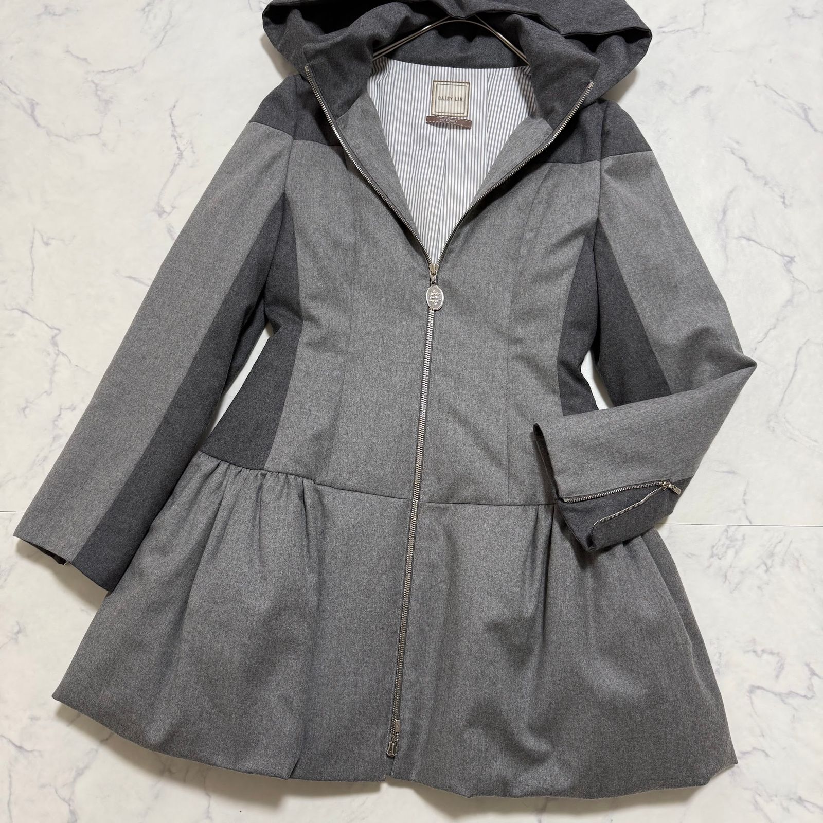 極美品 FOXEY カシミヤダウンコート VIP受注品 パリブレスト 38 - メルカリ
