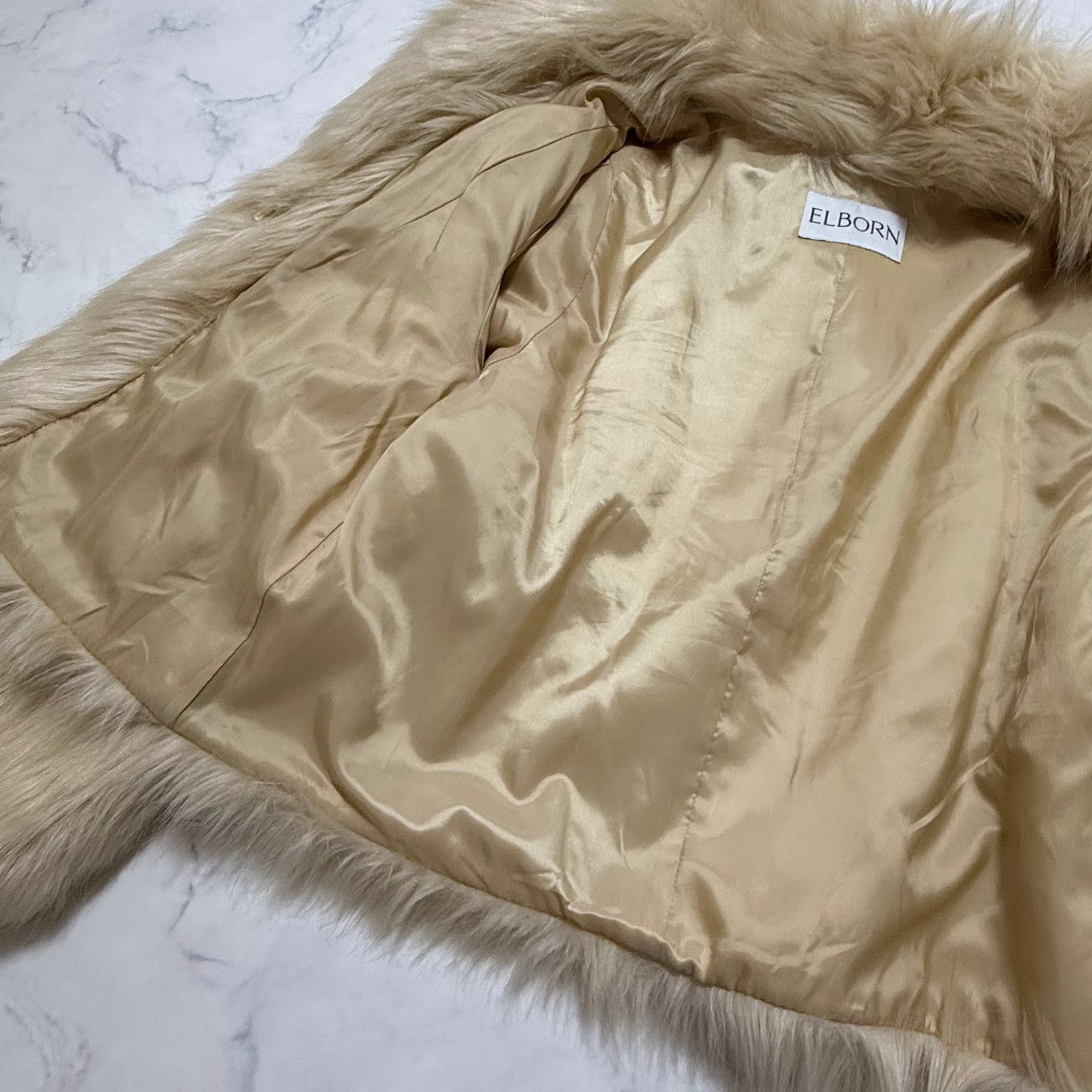 極美品 25AW ELBORN ボリュームファーコート ゴールドベージュ - メルカリ