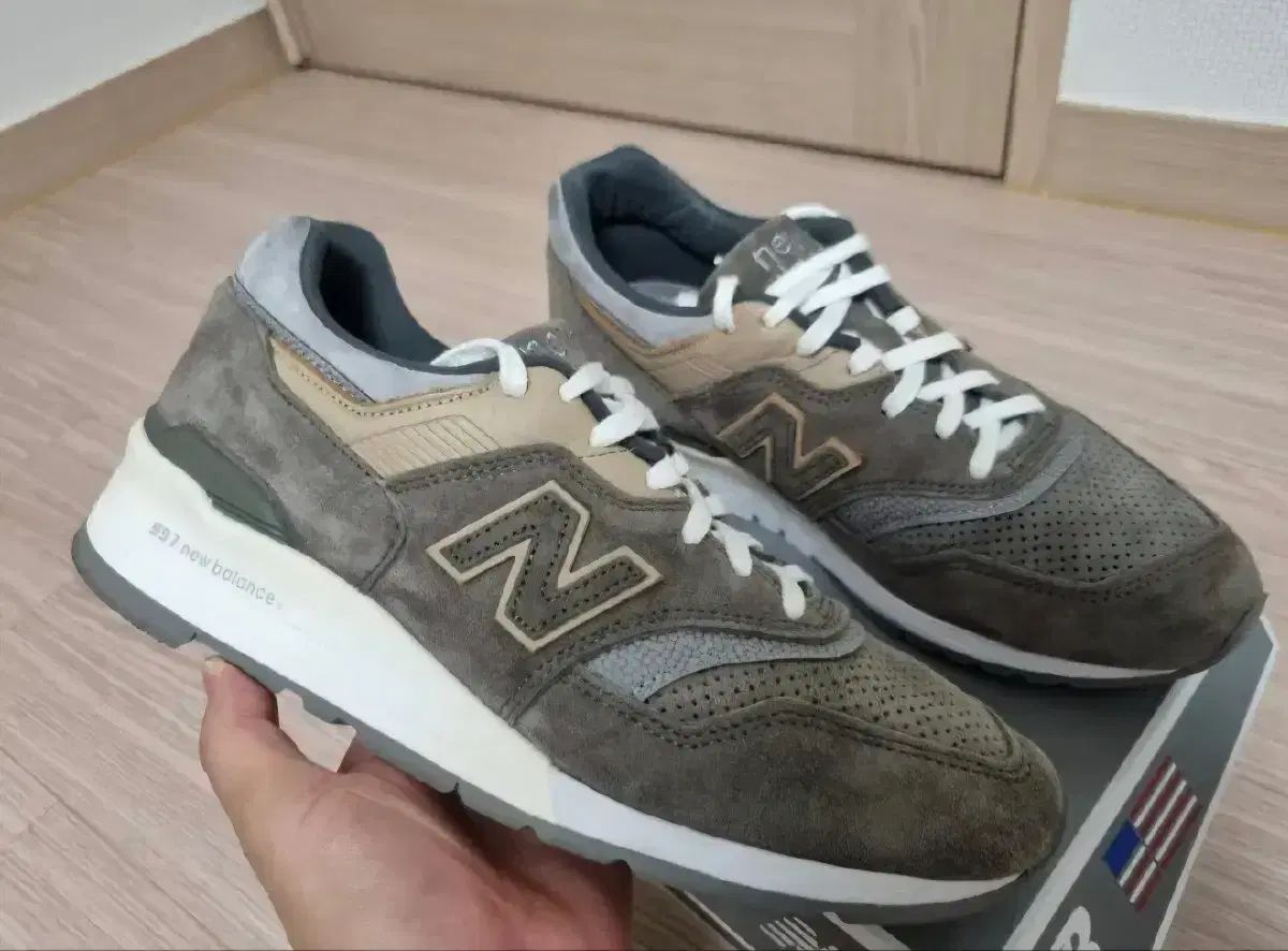 ニューバランス 997 グッチ