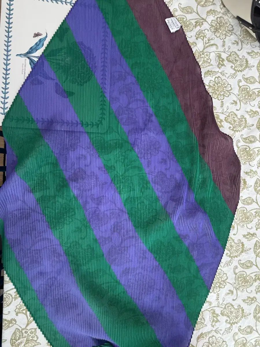 ISSEY MIYAKE プリーツ スカーフ
