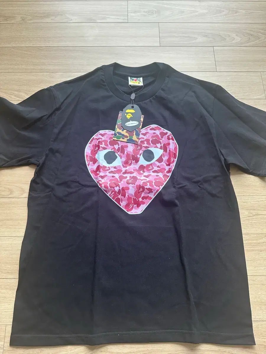 A BATHING APE コム・デ・ギャルソン コラボ ハート 半袖Tシャツ ブラック