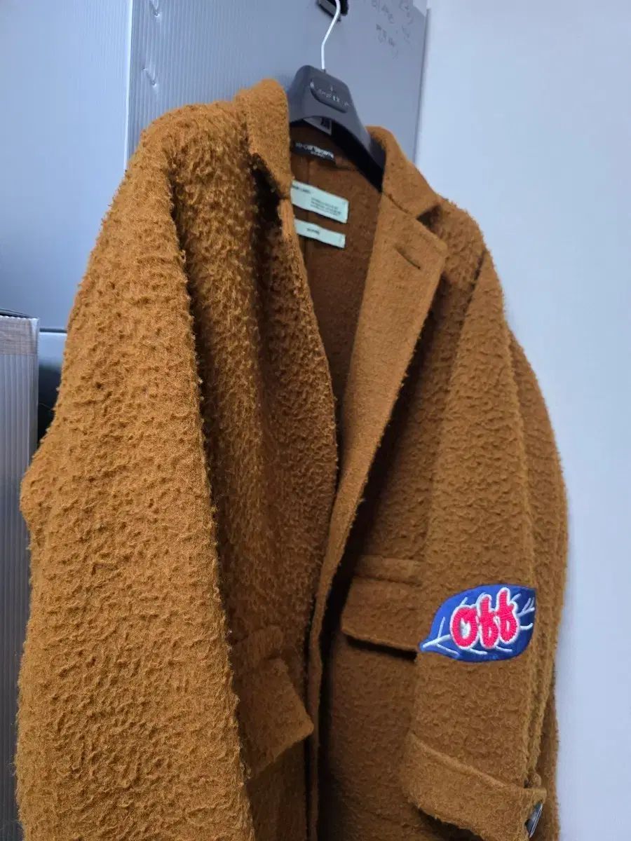 S オフホワイト チョン・ジフン ジェイホープ カセンティーノ コート