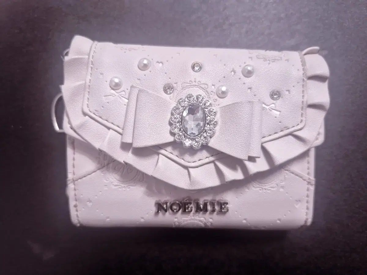 ノエミー NOEMIE モノグラム 財布 ペイル ピンク